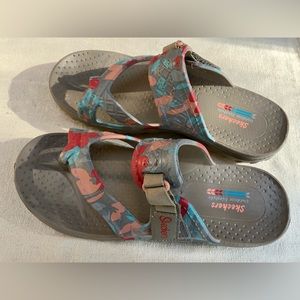 NWT Skechers Outdoor Lifestyle SN111152 color:TPE taupe. Casual slipon sandal. 9